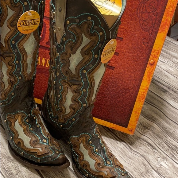 LD BLACK/TURQUOISE OVERLAY & STUDS - Picture 2 of 6